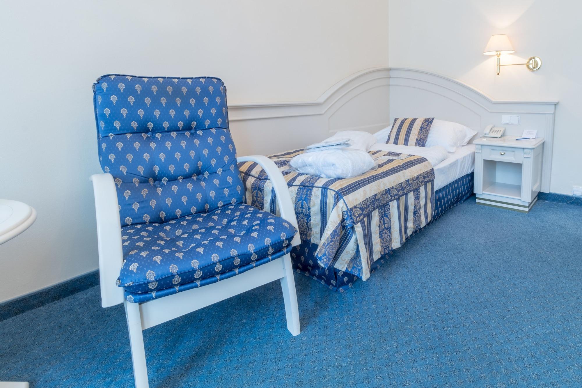 Ensana Hotel Pacifik マリアーンスケー・ラーズニェ エクステリア 写真