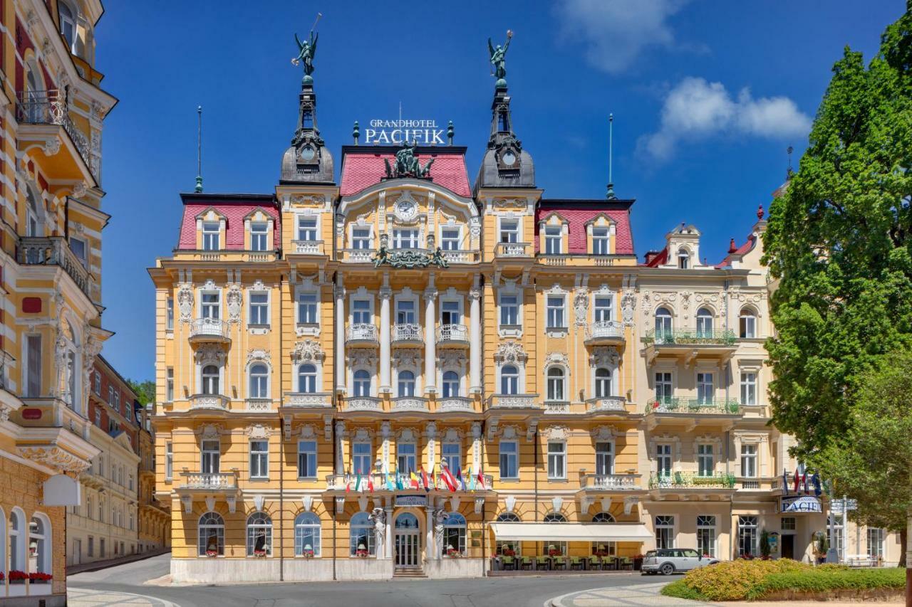 Ensana Hotel Pacifik マリアーンスケー・ラーズニェ エクステリア 写真